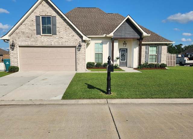Property at 302 Shadow Pointe Rd, Thibodaux, LA 70301, 3 beds, 2 baths
