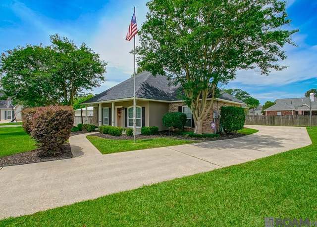 Property at 6997 Deer Run, Denham Springs, LA 70726, 3 beds, 2 baths