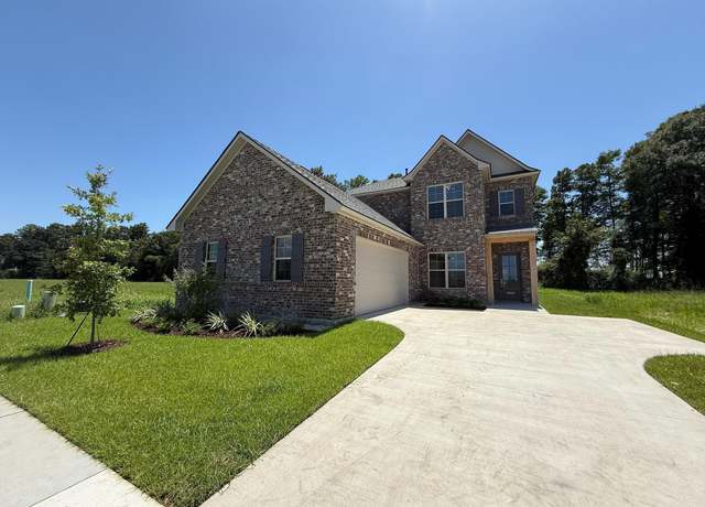 Property at 3860 Waterbury Ave, Baton Rouge, LA 70810, 5 beds, 4.5 baths