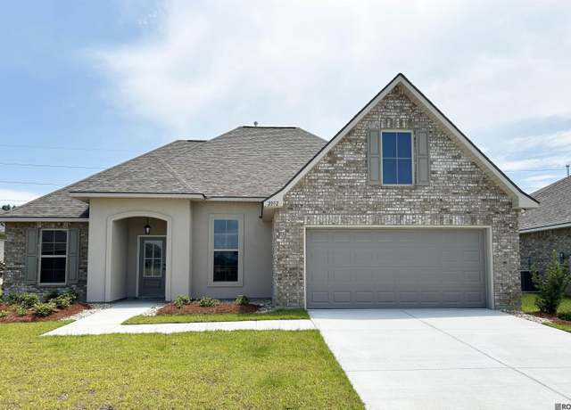 Property at 2032 Armwood Ave, Zachary, LA 70791, 3 beds, 2 baths