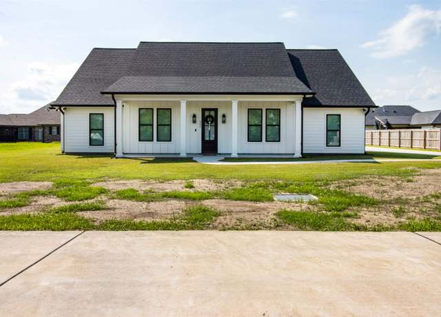 Property at 265 Bouverans Cir, Lockport, LA 70374, 3 beds, 2.5 baths