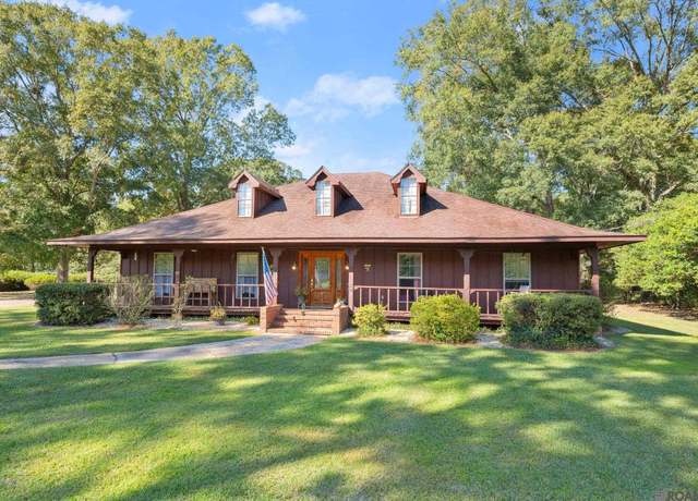 Property at 12723 Pleasant Ridge Dr, Walker, LA 70785, 3 beds, 2.5 baths