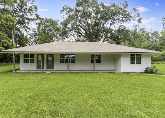 Property at 19030 La Hwy 16, Port Vincent, LA 70726, 3 beds, 2 baths
