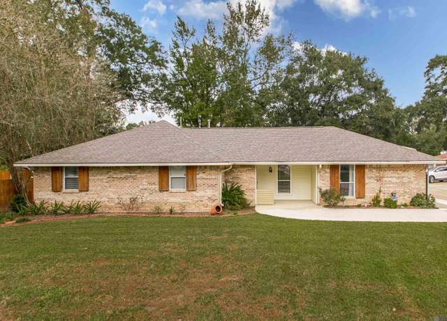 Property at 3405 Lavey Ln, Baker, LA 70714, 4 beds, 2 baths