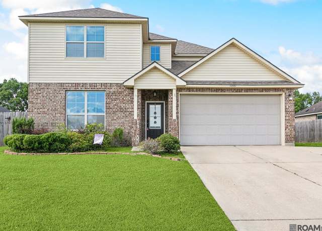 Property at 10661 Braves Ave, Denham Springs, LA 70726, 5 beds, 2.5 baths