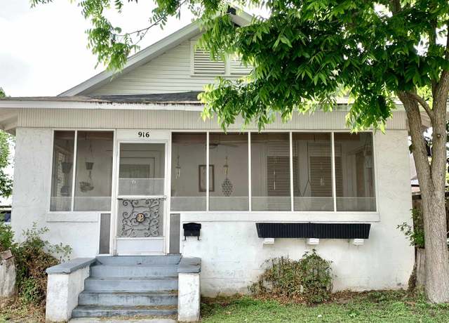 Property at 916 Fourth St, Morgan City, LA 70380, 4 beds, 2 baths