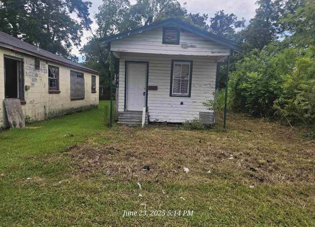 Property at 736 W K Gordon St, Baton Rouge, LA 70807, 1 bed, 1 bath