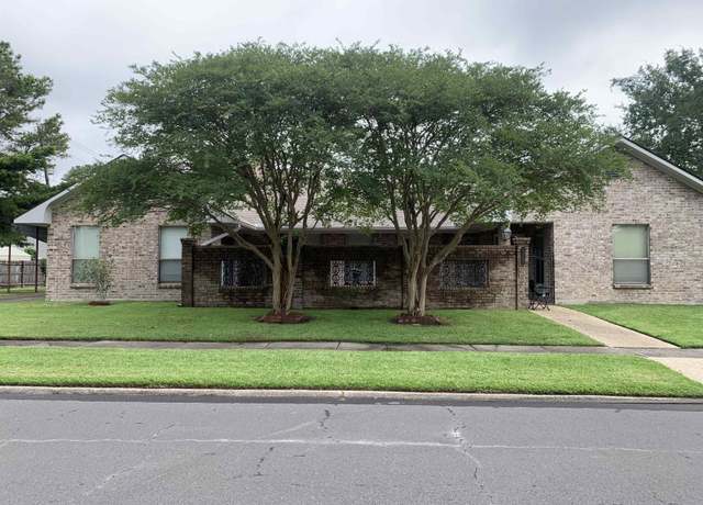 Property at 8455 Thurman Dr, Baton Rouge, LA 70806, 3 beds, 2.5 baths
