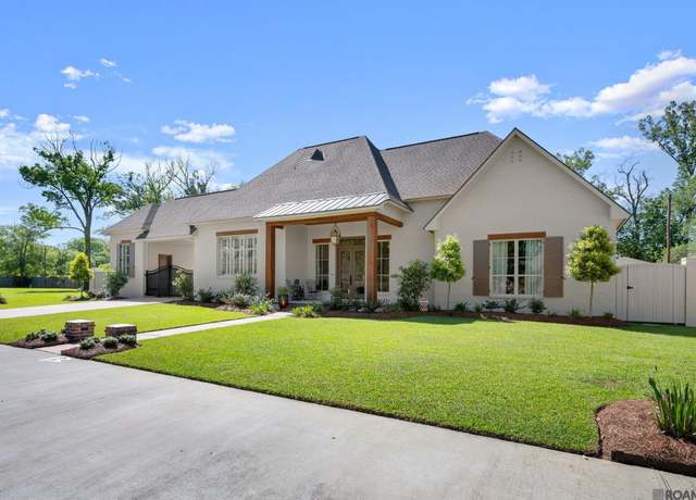 Property at 7822 Jeremiah Way, Baton Rouge, LA 70806, 4 beds, 3 baths