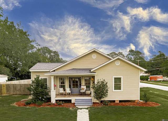 Property at 204 Lejeune St, New Roads, LA 70760, 3 beds, 3 baths