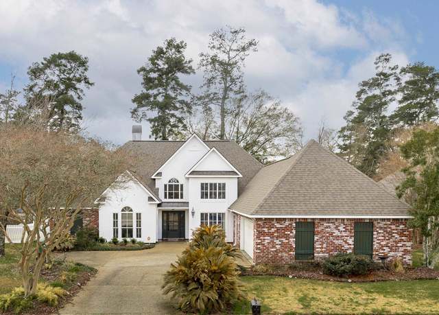 Property at 8360 Bastille St, Denham Springs, LA 70726, 3 beds, 2.5 baths