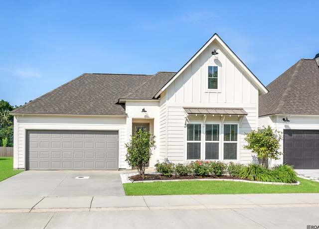 Property at 8932 Southlawn Dr, Baton Rouge, LA 70810, 3 beds, 2 baths
