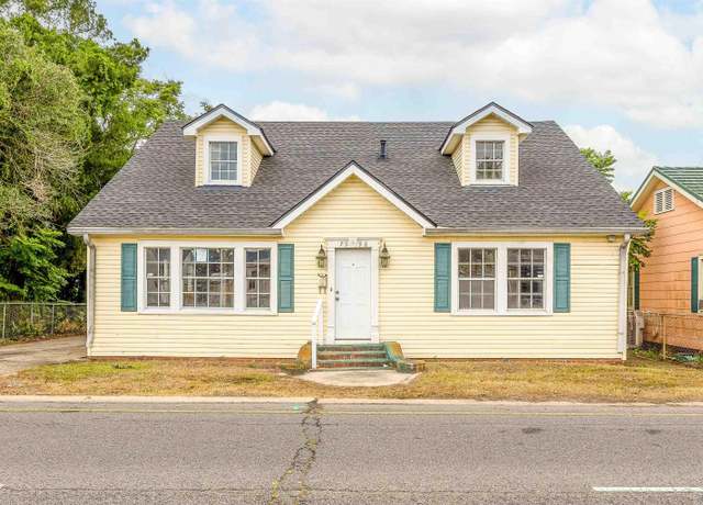 Property at 7596 Park Ave, Houma, LA 70364, 4 beds, 3 baths
