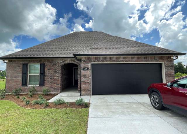 Property at 439 Rue Evangeline, Houma, LA 70364, 3 beds, 2 baths