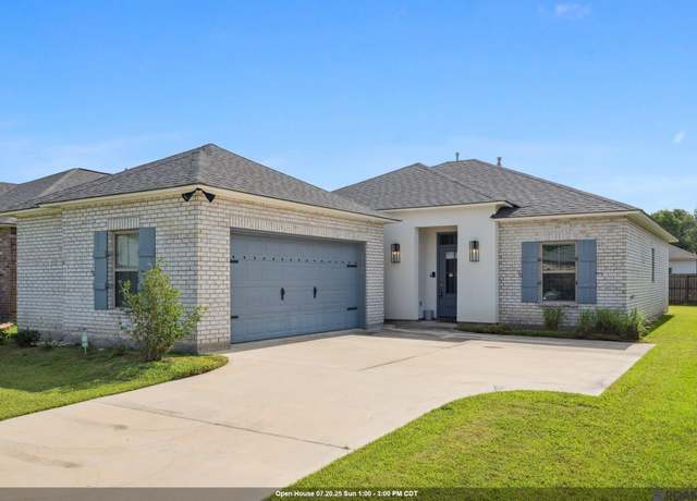 Property at 30168 Sanctuary Blvd, Denham Springs, LA 70726, 3 beds, 2 baths