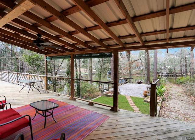 Property at 12325 Fairlane Rd, St Francisville, LA 70775, 3 beds, 2 baths