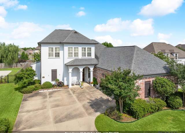 Property at 3760 Club View Ct, Zachary, LA 70791, 5 beds, 4 baths