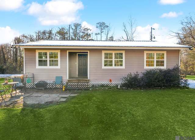 Property at 27793 La Hwy 22, Springfield, LA 70462, 3 beds, 1 bath