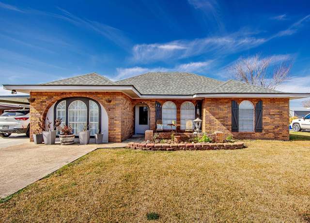 Property at 210 St Agnes Dr, Bourg, LA 70343, 3 beds, 2 baths