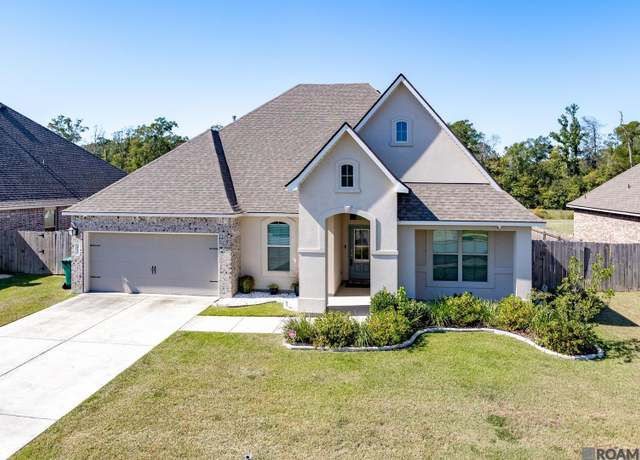 Property at 34135 Kingfisher St, Denham Springs, LA 70706, 4 beds, 3 baths