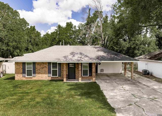 Property at 15443 Country Rd, Greenwell Springs, LA 70739, 3 beds, 2 baths