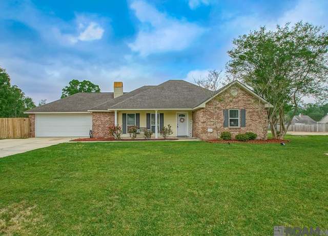 Property at 7287 Mosspoint Ln, Denham Springs, LA 70706, 3 beds, 2 baths
