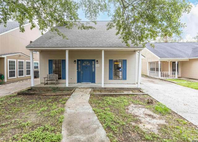 Property at 9146 Fox Run Ave, Baton Rouge, LA 70808, 3 beds, 2 baths