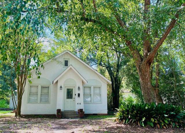 Property at 416 East Dr, Baton Rouge, LA 70806, 3 beds, 1 bath