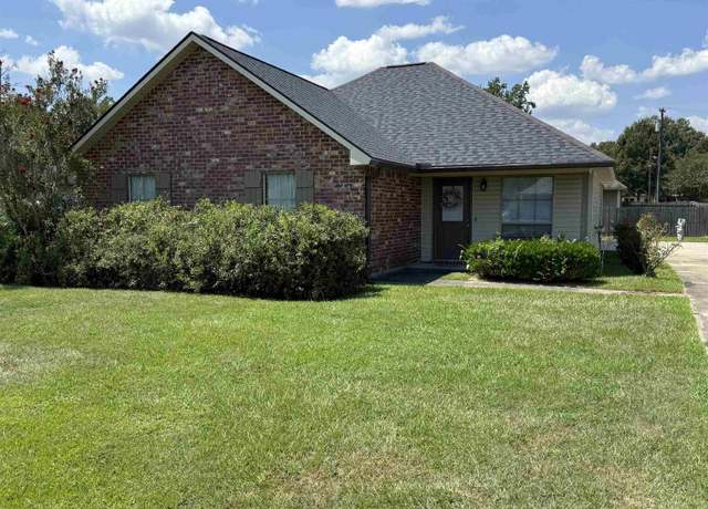 Property at 33683 Fairhaven Ave, Walker, LA 70785, 3 beds, 2 baths