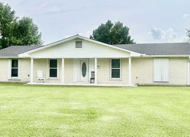 Property at 9496 East Main St, Houma, LA 70363, 4 beds, 3 baths