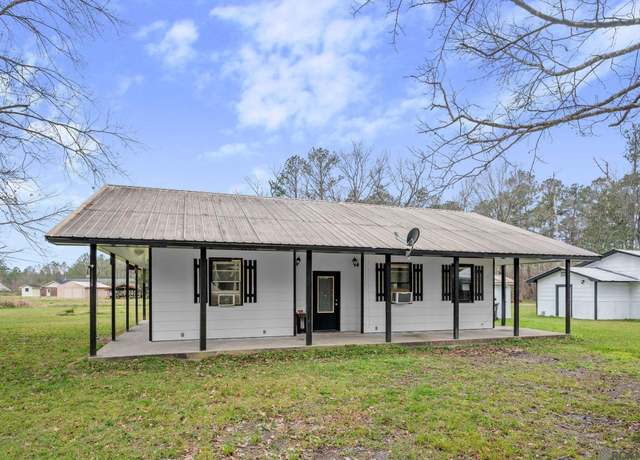 Property at 22166 La Hwy 444, Livingston, LA 70754, 2 beds, 1 bath