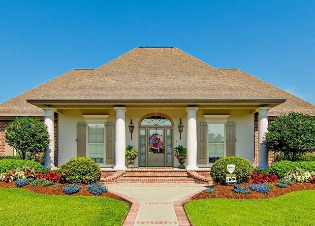 Property at 105 Davis Dr, Thibodaux, LA 70301, 3 beds, 3 baths