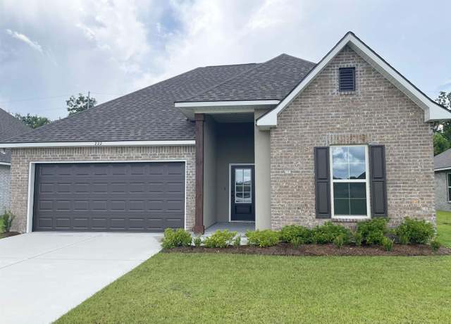 Property at 222 Marie Claire Dr, Houma, LA 70364, 3 beds, 2 baths