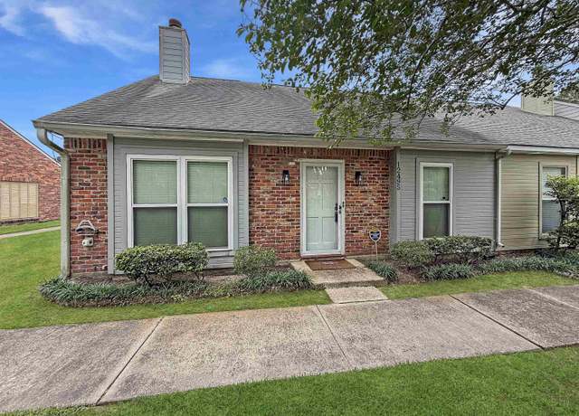 Property at 12495 Coursey Bl Blvd, Baton Rouge, LA 70816, 3 beds, 2 baths