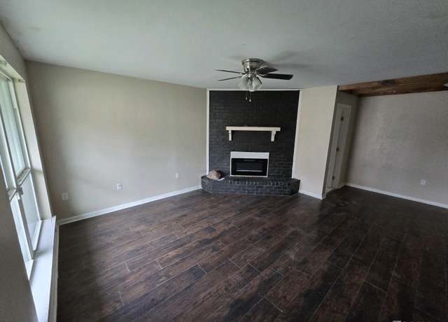 Property at 15864 S Sanderland Ave, Baton Rouge, LA 70816