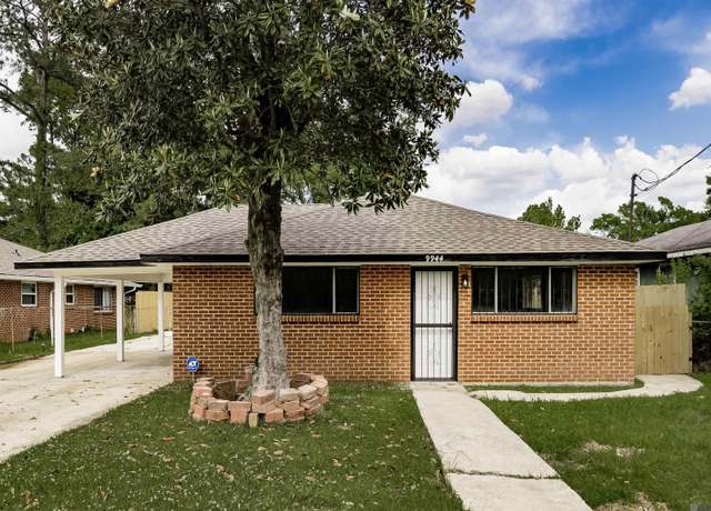Property at 9944 Avenue C, Baton Rouge, LA 70807, 4 beds, 2 baths