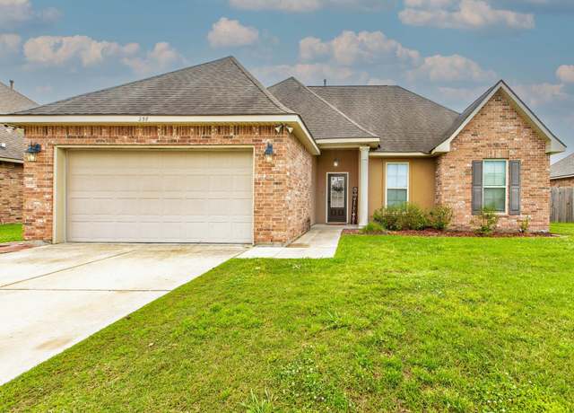 Property at 258 Harvest Ct, Thibodaux, LA 70301, 3 beds, 2 baths