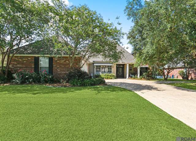 Property at 19025 Vignes Lake Ave, Baton Rouge, LA 70817, 4 beds, 2 baths