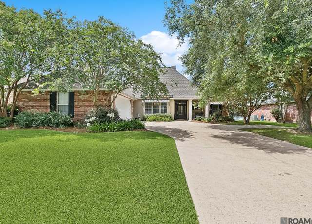 Property at 19025 Vignes Lake Ave, Baton Rouge, LA 70817, 4 beds, 2 baths
