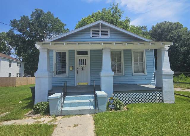 Property at 1223 Convention St, Baton Rouge, LA 70802, 3 beds, 1 bath