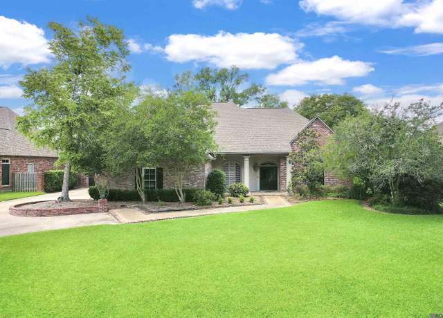 Property at 17929 Cascades Ave, Saint George, LA 70810, 4 beds, 3 baths