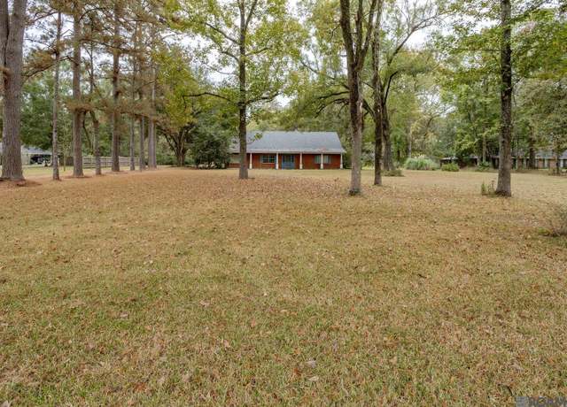 Property at 12118 Gurney Rd, Baton Rouge, LA 70818, 5 beds, 3 baths