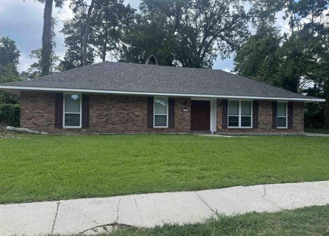 Property at 13574 Reed Ave, Baton Rouge, LA 70818, 4 beds, 2 baths