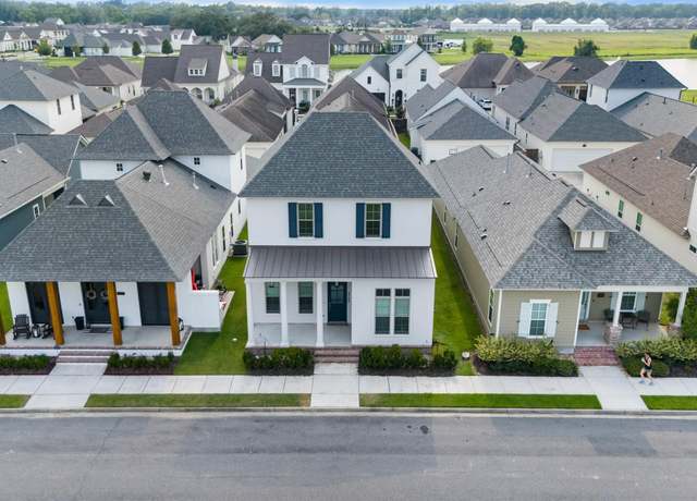 Property at 4742 Hanover Ave, Gonzales, LA 70737, 4 beds, 3 baths