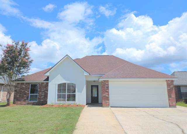 Property at 23714 Springhill Dr, Denham Springs, LA 70726, 4 beds, 2 baths