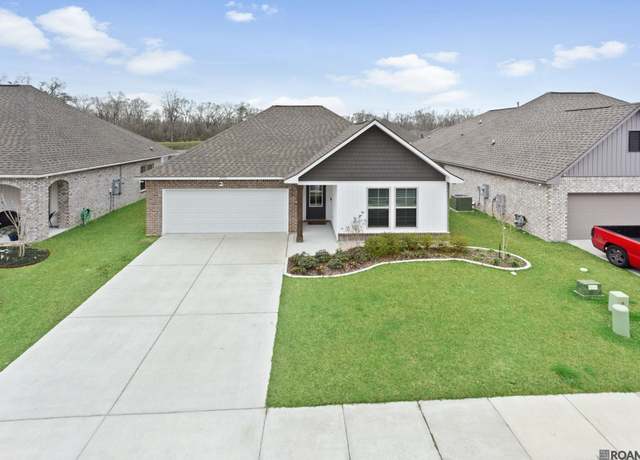 Property at 39111 Forestwood Ave, Gonzales, LA 70737, 4 beds, 2.5 baths