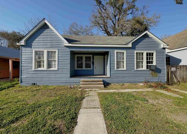 Property at 850 Geranium St, Baton Rouge, LA 70802, 3 beds, 1 bath