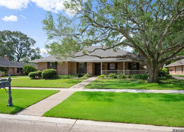 Property at 12034 Oakwilde Ave, Saint George, LA 70810, 4 beds, 2.5 baths
