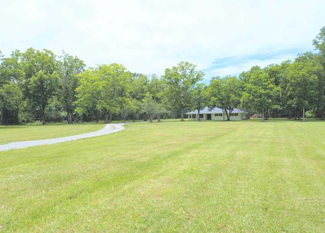 Property at 15857 Brown Rd, Baker, LA 70714, 4 beds, 3 baths