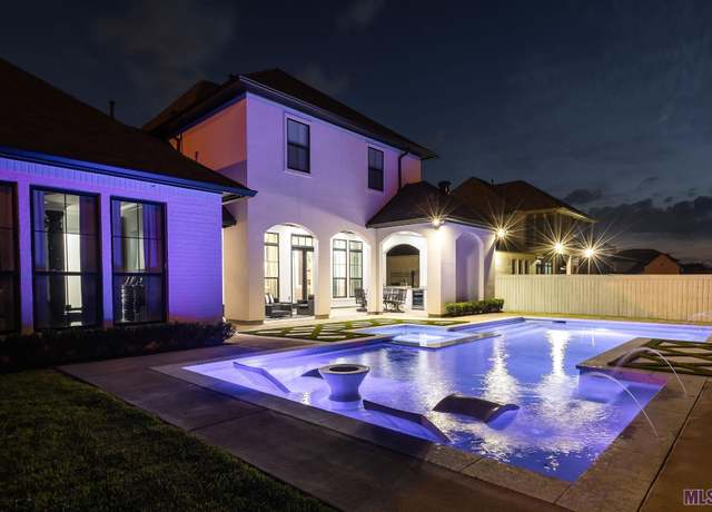 Property at 36546 Royal Oak Dr, Prairieville, LA 70769, 5 beds, 4 baths